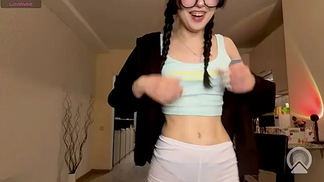 alicelanei online show from 04/24/26, 07:27