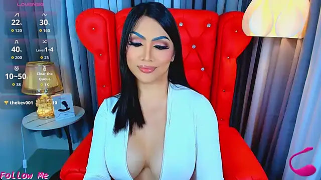 Laureen Hilton online show from 04/28/26, 01:27