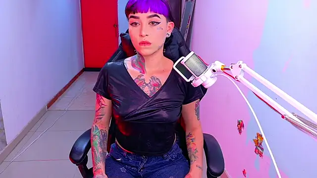 nova kitttyy online show from 04/26/26, 01:25