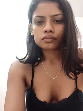 Snapshot of Colleage-girl chatting on 02/26/26, 04:06 Colleage-girl online show from 02/26/26, 04:06