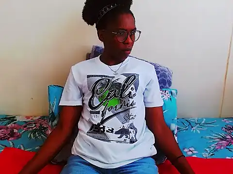 ChocoSlenderXXX online show from 04/28/26, 11:59