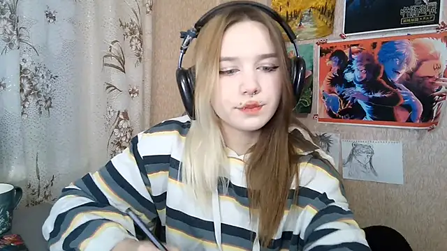 MilaTyan online show from 04/24/26, 03:36