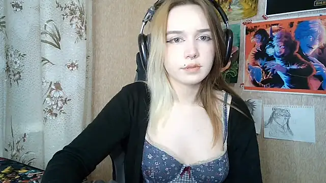 MilaTyan online show from 04/30/26, 08:57