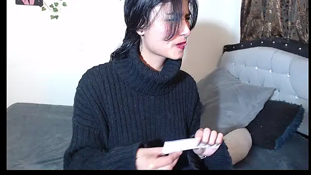 Snapshot of Lili__Clan chatting on 05/23/26, 11:53 Lili Clan online show from 05/23/26, 11:53