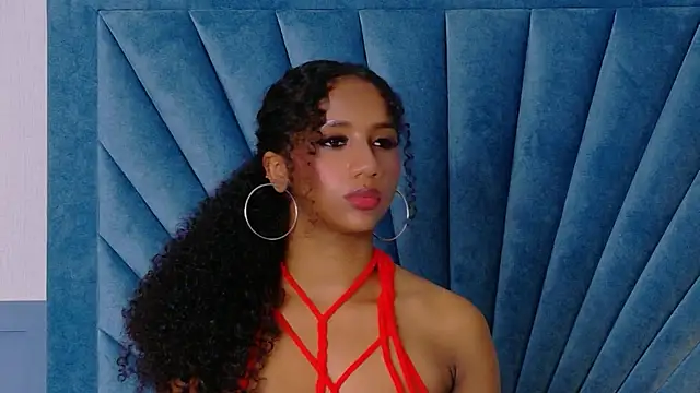 Snapshot of Chloe-Rose- chatting on 07/15/26, 06:02 Chloe-Rose- online show from 07/15/26, 06:02