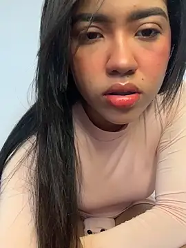 Lily em online show from 06/08/26, 06:41