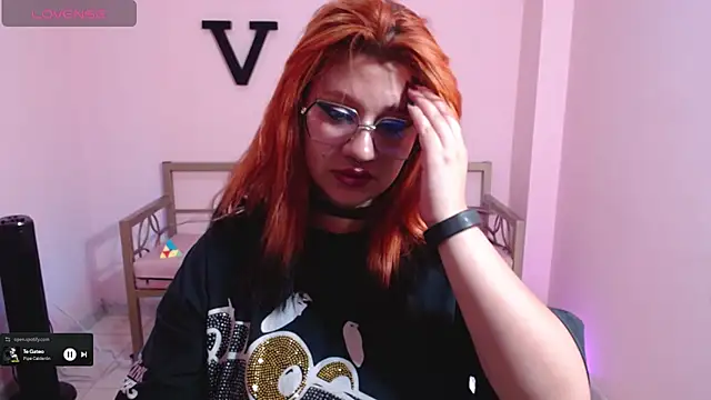 Snapshot of _carlotta_x chatting on 05/06/26, 10:37 carlotta x online show from 05/06/26, 10:37