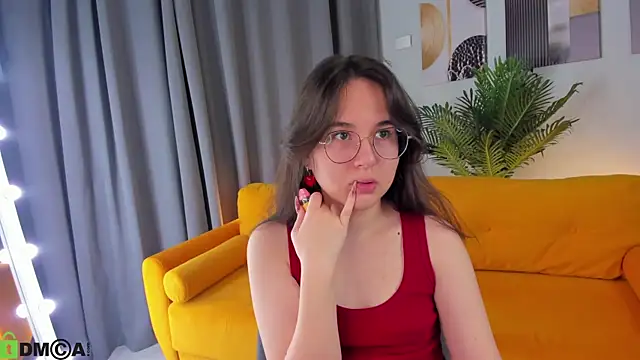 leylamirage online show from 05/03/26, 12:22