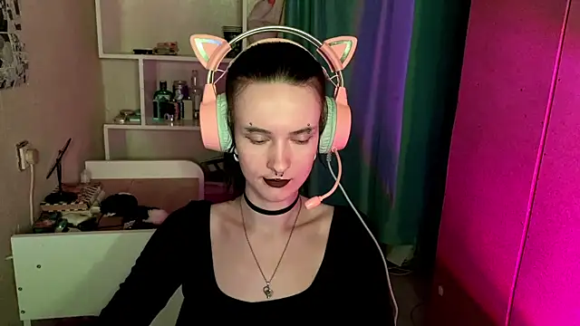 MabelDefina online show from 05/11/26, 05:02