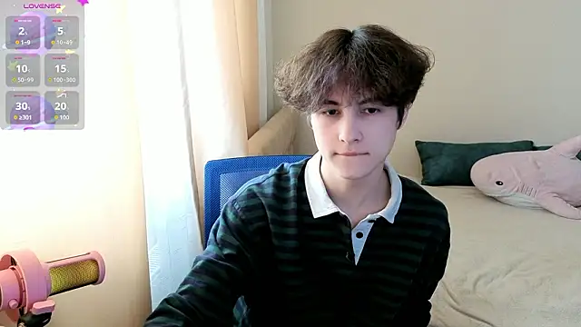 Snapshot of _LukaHayes_ chatting on 03/03/26, 12:00 LukaHayes online show from 03/03/26, 12:00