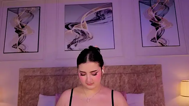 zoe moon   online show from 06/09/26, 01:12