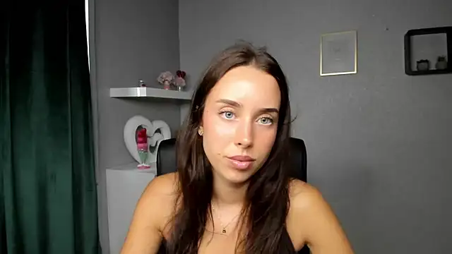 AdeleSolo online show from 06/28/26, 06:30