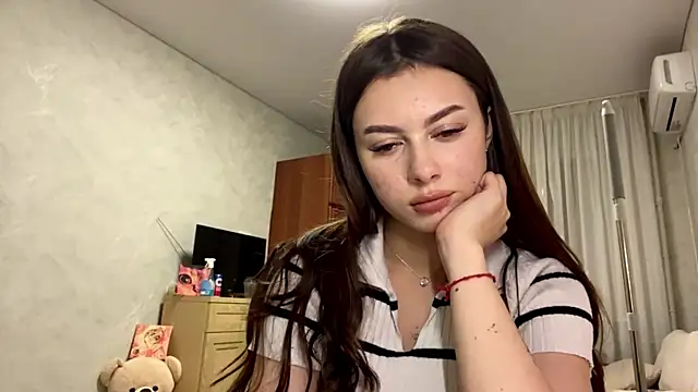 StephaniCute online show from 04/30/26, 08:57