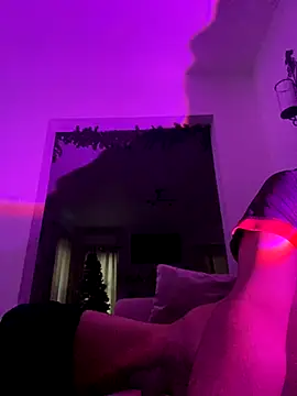 Snapshot of Escalante23 chatting on 11/24/25, 02:17 Escalante23 online show from 11/24/25, 02:17