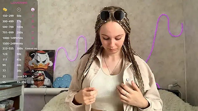 VictoriaDeese online show from 06/22/26, 03:36