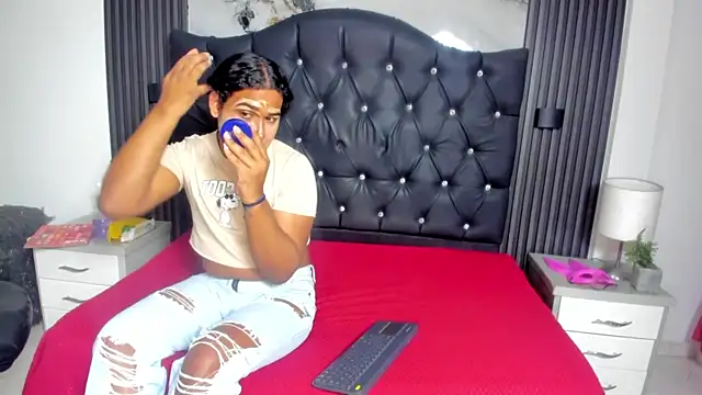Valentina-Nova- online show from 05/14/26, 07:42