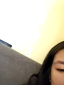 Snapshot of Luna_Moonfang chatting on 03/31/26, 02:17 Luna Moonfang online show from 03/31/26, 02:17