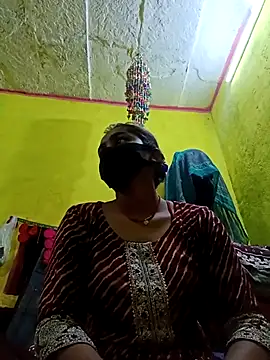 Snapshot of Cute_Mahek99 chatting on 05/11/26, 11:02 Cute Mahek99 online show from 05/11/26, 11:02