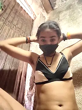 Vidya Balan143 online show from 04/22/26, 05:10