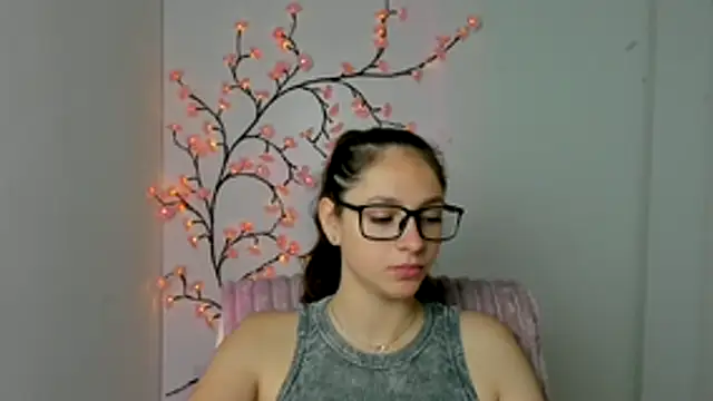 KissMeJulia online show from 06/16/26, 11:13