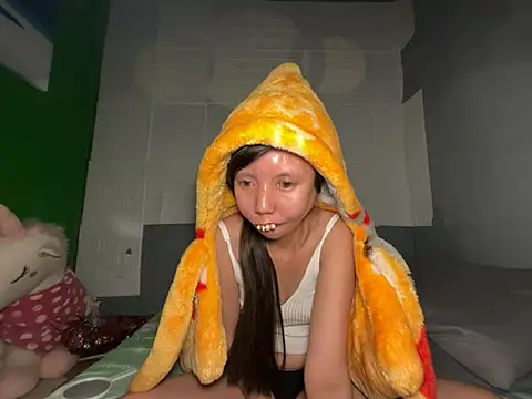 Snapshot of lady_moon09 chatting on 03/28/26, 07:46 lady moon09 online show from 03/28/26, 07:46