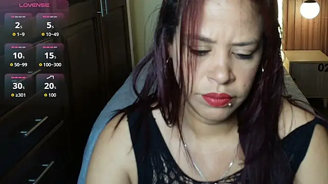 Snapshot of RachellPark chatting on 05/24/26, 11:48 RachellPark online show from 05/24/26, 11:48