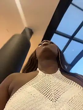 ZarahFerreira online show from 06/19/26, 11:19