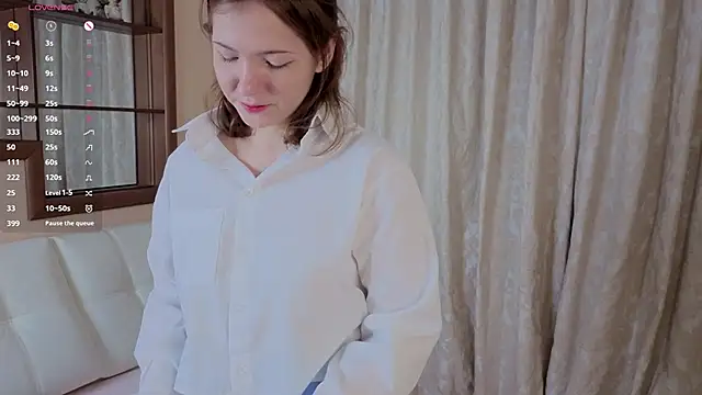 Snapshot of kxomorebi chatting on 03/14/26, 04:34 kxomorebi online show from 03/14/26, 04:34