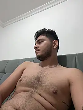 Snapshot of 19daniboy chatting on 02/24/26, 04:10 19daniboy online show from 02/24/26, 04:10