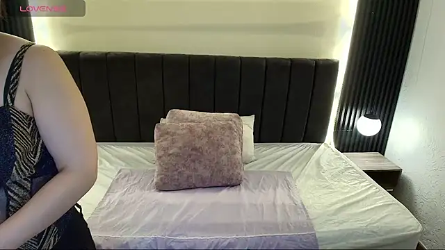MoriahStorm online show from 04/30/26, 12:44