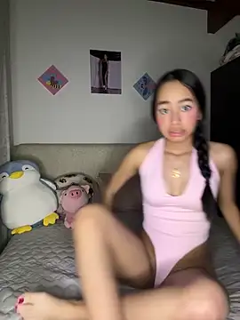 Snapshot of Leclerc_poli chatting on 03/14/26, 01:23 Leclerc poli online show from 03/14/26, 01:23