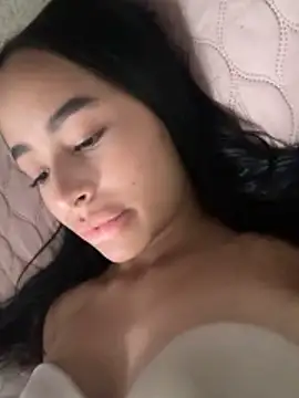 Snapshot of Leclerc_poli chatting on 03/24/26, 05:51 Leclerc poli online show from 03/24/26, 05:51