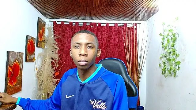 Snapshot of milo018 chatting on 03/09/26, 03:21 milo018 online show from 03/09/26, 03:21