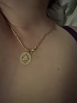 Snapshot of sxxx23810 chatting on 02/18/26, 09:11 sxxx23810 online show from 02/18/26, 09:11