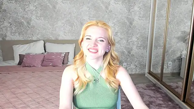 CarryParker online show from 03/12/26, 07:53