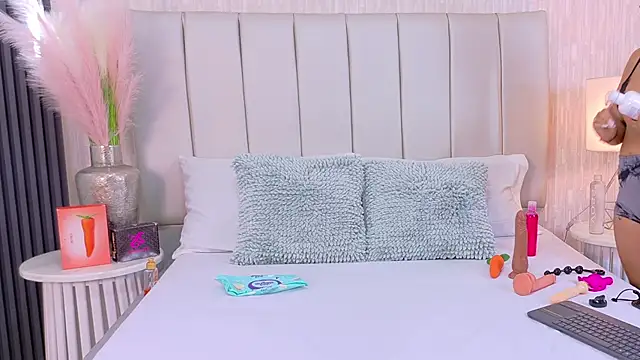 Lorenn Sweet online show from 05/08/26, 11:37