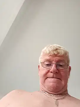 Snapshot of olivbisoumis chatting on 03/07/26, 06:21 olivbisoumis online show from 03/07/26, 06:21