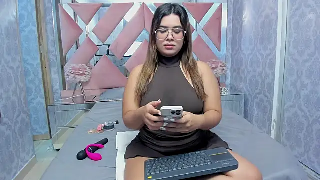 Snapshot of liz_ariza4u chatting on 04/01/26, 03:29 liz ariza4u online show from 04/01/26, 03:29