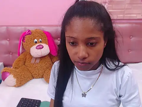 Snapshot of cutedoll4u chatting on 03/07/26, 02:03 cutedoll4u online show from 03/07/26, 02:03