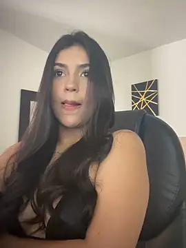 Snapshot of sara_stormy chatting on 04/07/26, 06:52 sara stormy online show from 04/07/26, 06:52