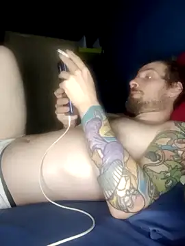 Snapshot of Magikmike94 chatting on 03/30/26, 05:03 Magikmike94 online show from 03/30/26, 05:03