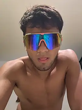 Snapshot of hardbody_19 chatting on 03/14/26, 05:57 hardbody 19 online show from 03/14/26, 05:57