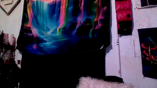 Snapshot of OCEANWATER1991 chatting on 06/30/26, 06:58 OCEANWATER1991 online show from 06/30/26, 06:58