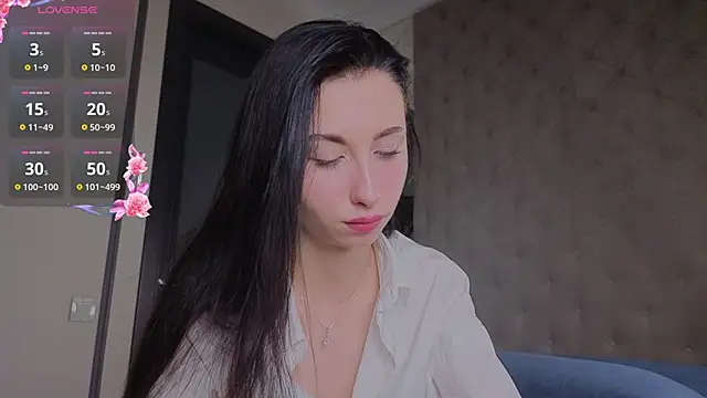 MiguelinaRasmuson online show from 05/29/26, 11:08