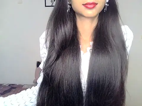 SIKSHA SINGH online show from 05/08/26, 06:46