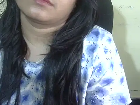 Snapshot of Aniya_Hazel chatting on 03/08/26, 04:11 Aniya Hazel online show from 03/08/26, 04:11