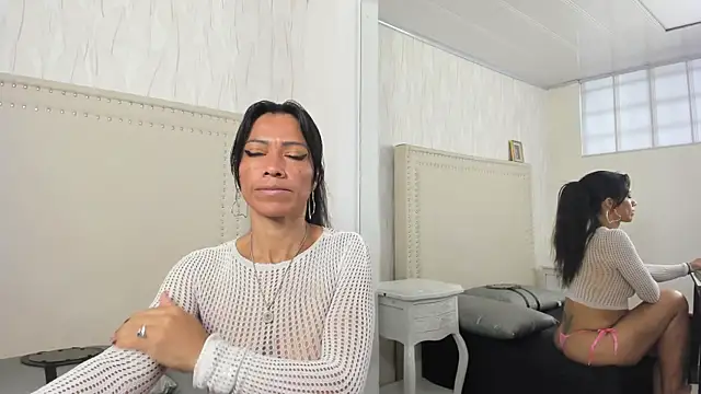 FernandaAvilax online show from 04/13/26, 06:13