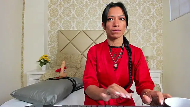 FernandaAvilax online show from 06/13/26, 11:08