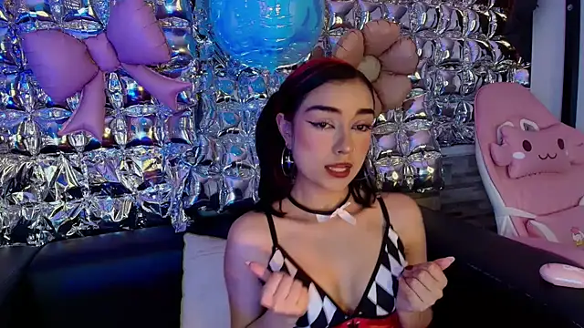 Snapshot of lala_cherry chatting on 03/31/26, 08:09 lala cherry online show from 03/31/26, 08:09