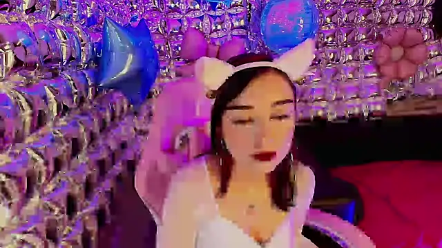 Snapshot of lala_cherry chatting on 04/13/26, 08:14 lala cherry online show from 04/13/26, 08:14